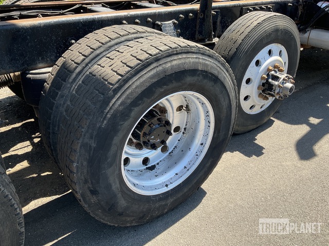 Peterbilt 379 Prime Movers