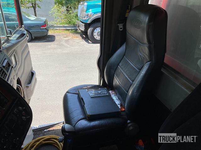 Peterbilt 379 Prime Movers
