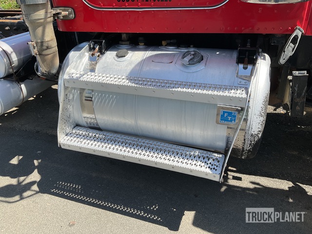 Peterbilt 379 Prime Movers