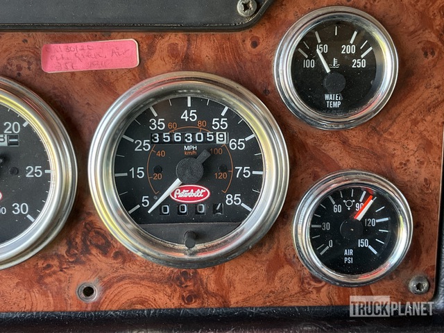 Peterbilt 379 Prime Movers