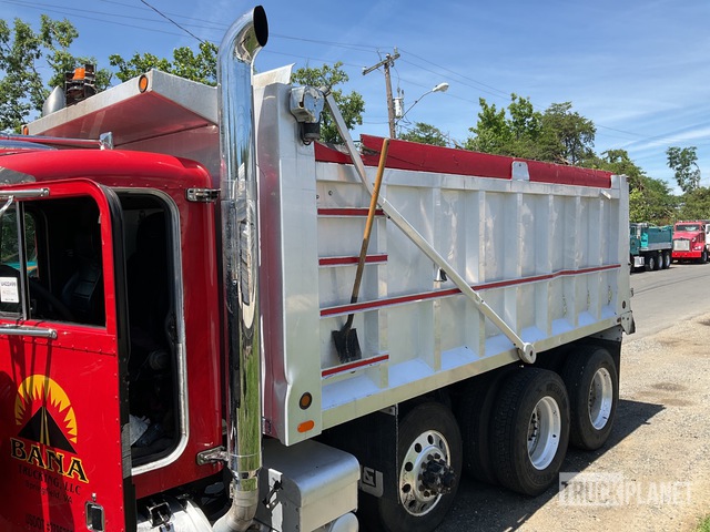 Peterbilt 379 Prime Movers