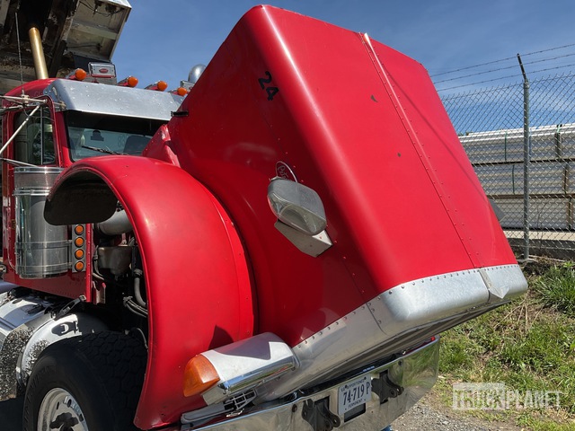 Peterbilt 379 Prime Movers