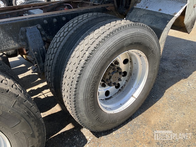 Peterbilt 379 Prime Movers