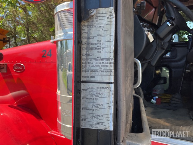 Peterbilt 379 Prime Movers