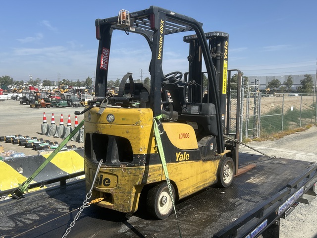 Yale Q23 Forklift