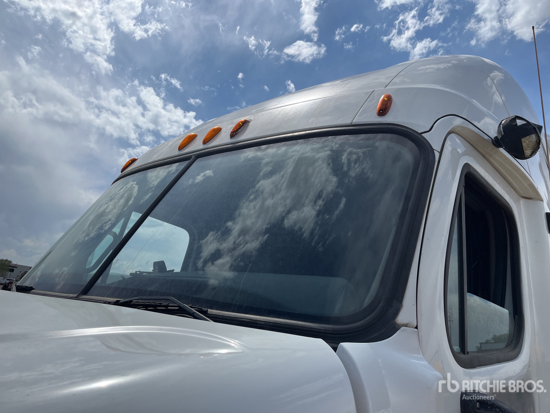 2013 Freightliner CASCADIA 125