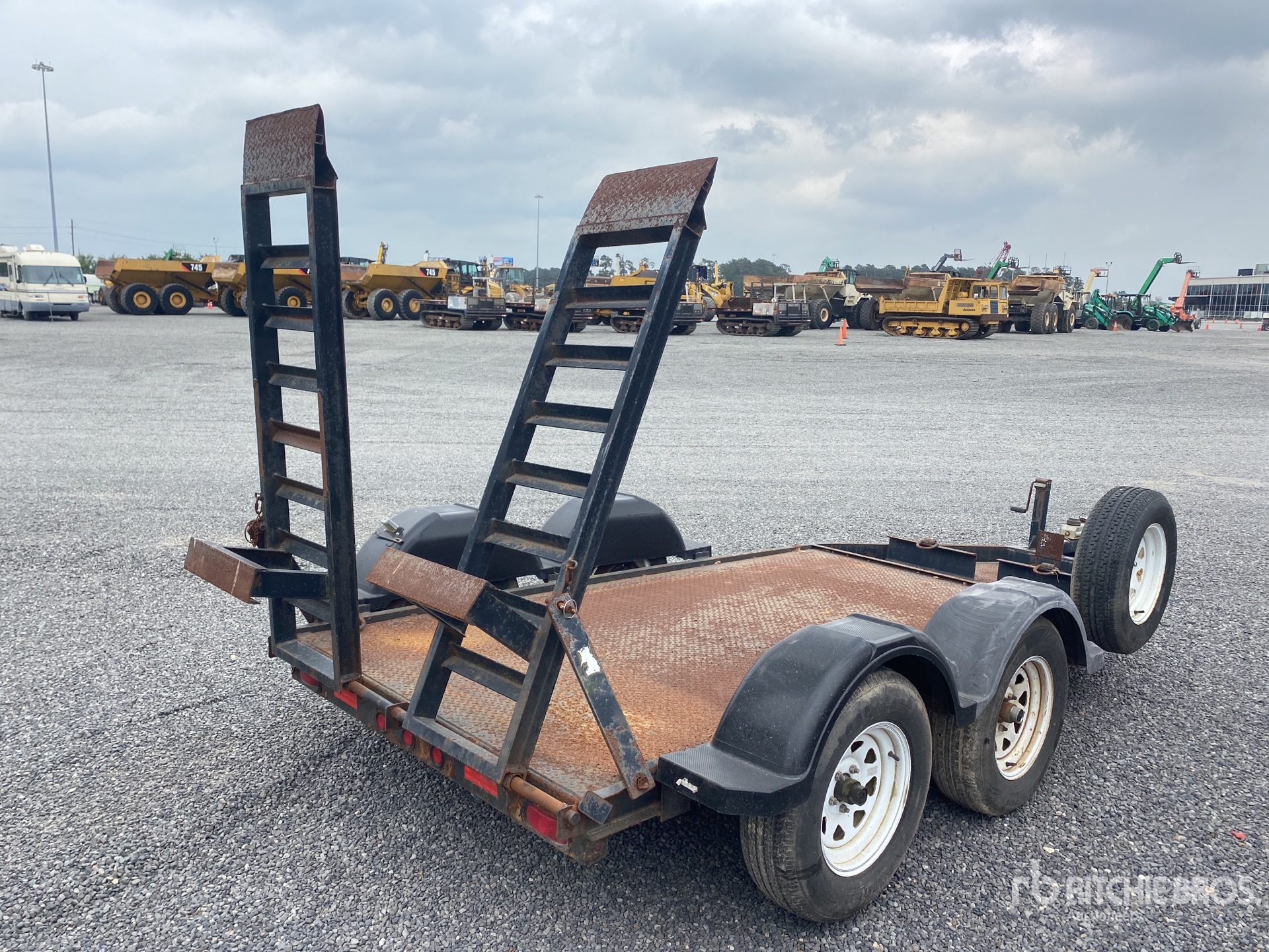 General Appearance with Image, coin arrière droit