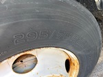4 Underbody - Truck with 
