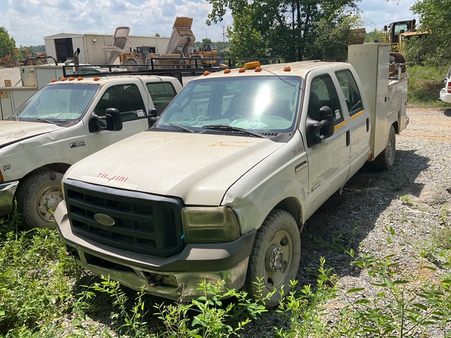 2005 Ford F-350 Utility Truck