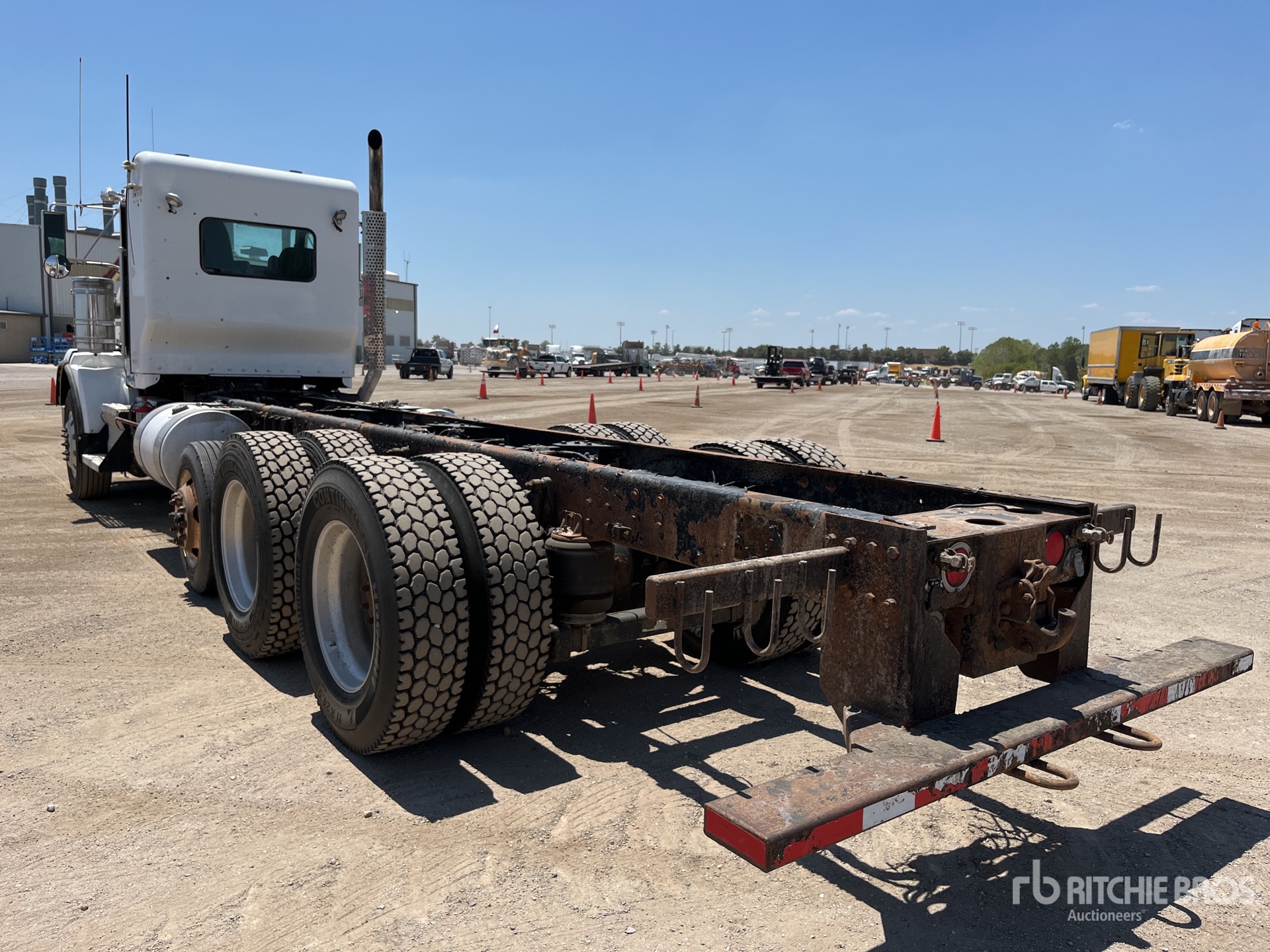 General Appearance with Imagen: esquina trasera izquierda