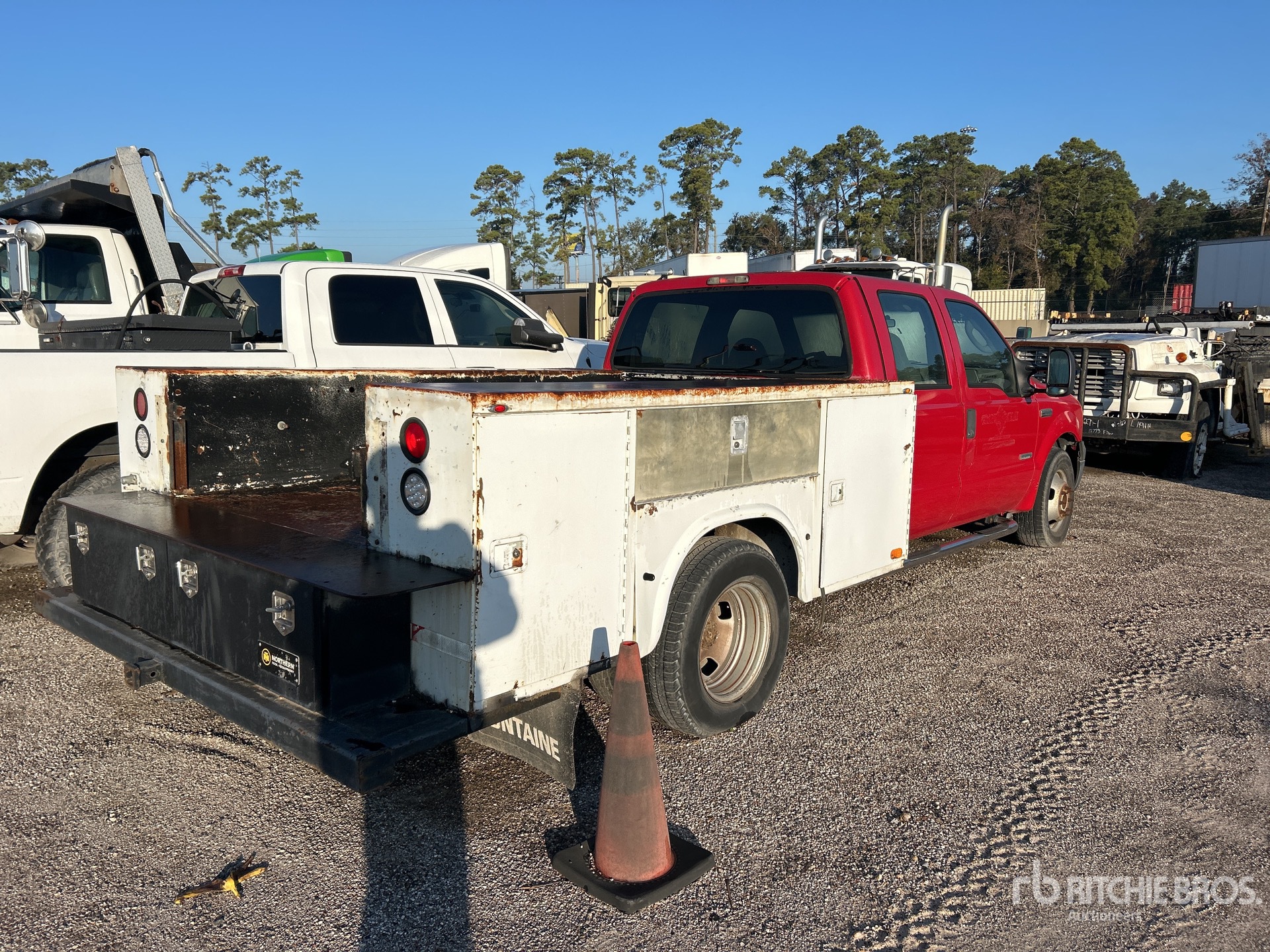 General Appearance with Imagen: esquina trasera derecha