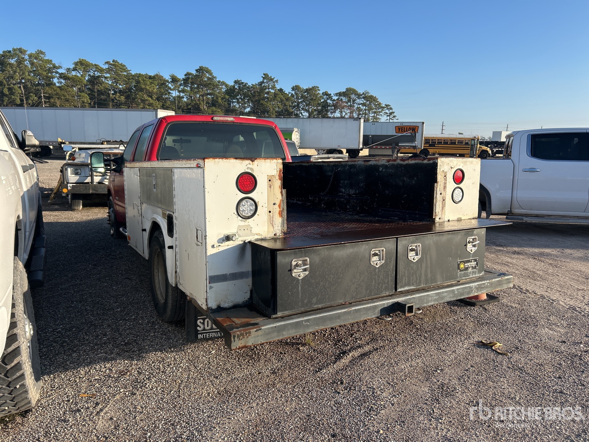 General Appearance with Imagen: esquina trasera izquierda