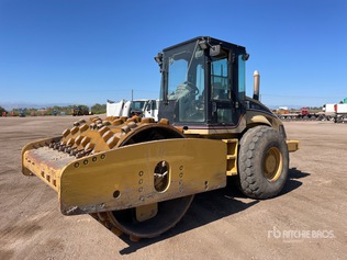 2004 Cat CS663E Smooth Drum Compactor in Longmont, Colorado, United ...