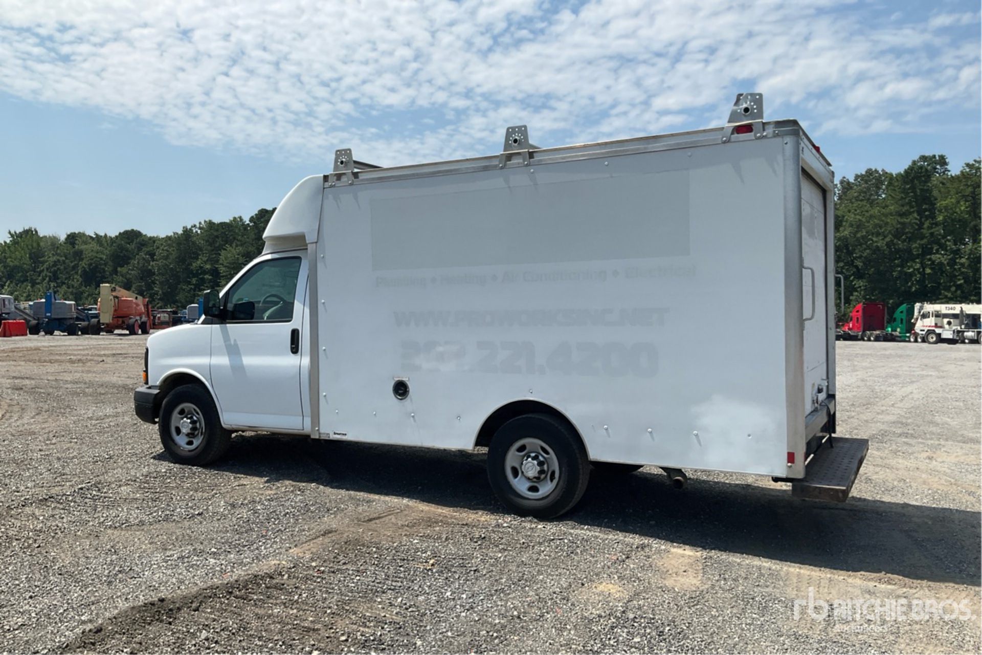 General Appearance with Picture, Left Rear Corner