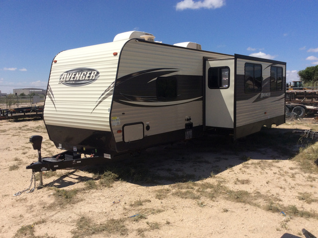 2018 (unverified) Forrest River Avenger AVT31DBS Travel Trailer 2018 (unverified) Forrest River Avenger AVT31DBS Travel Trailer