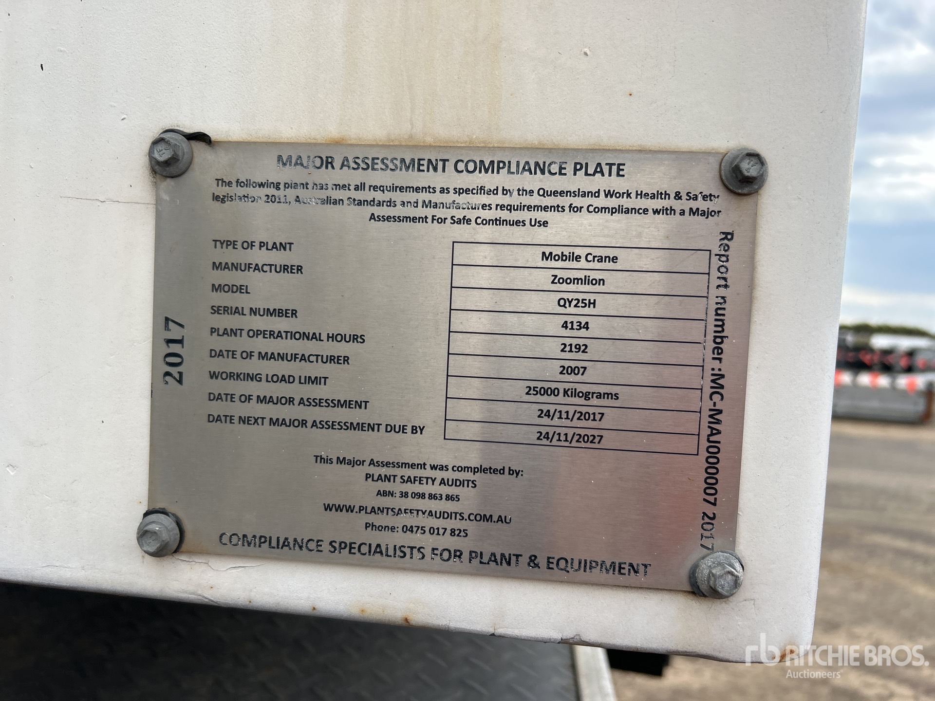 General Appearance with Seriennummer / FIN