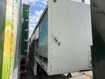 Picture, Right Front Corner