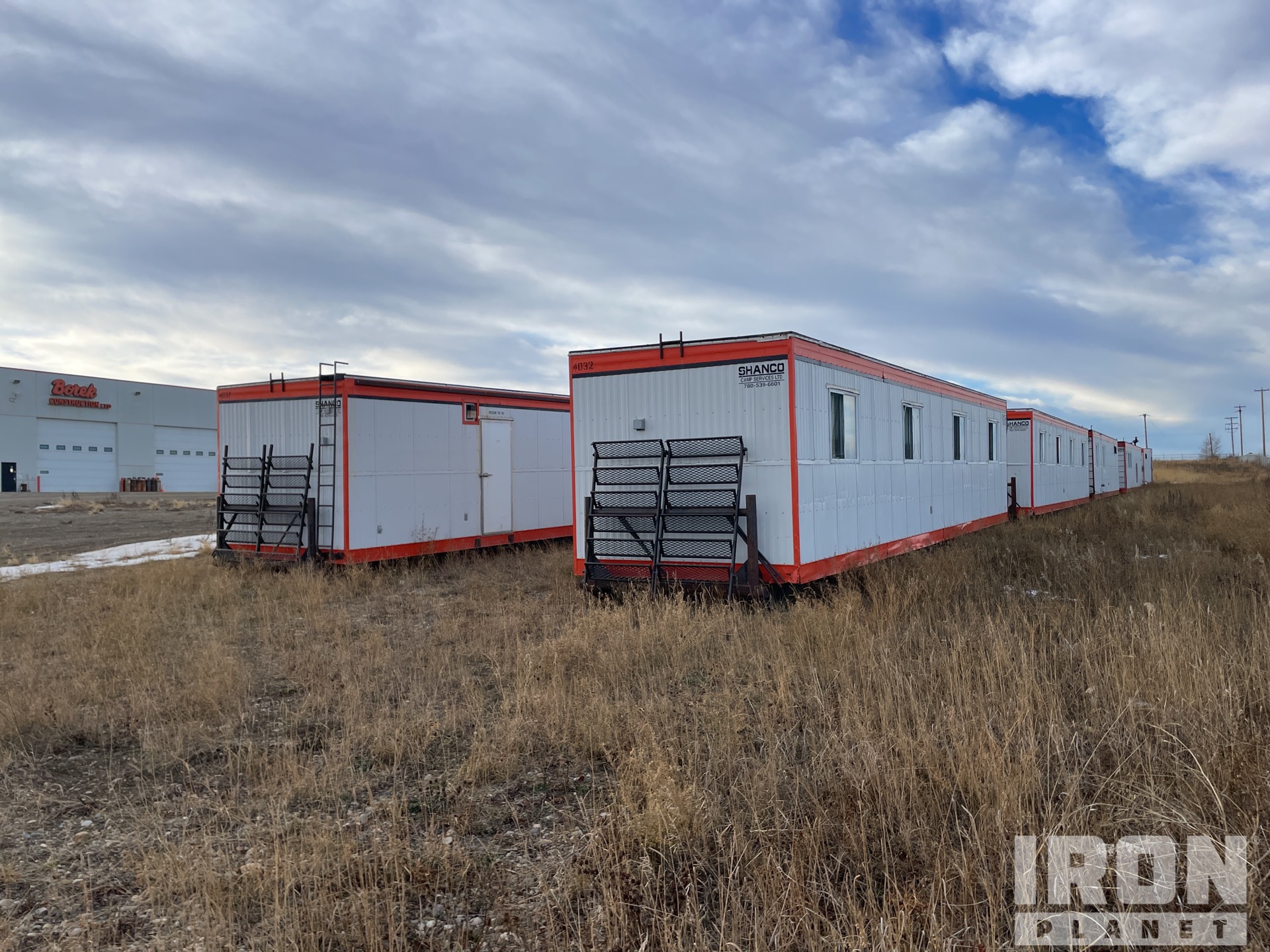 General Appearance with Imagen: esquina trasera derecha