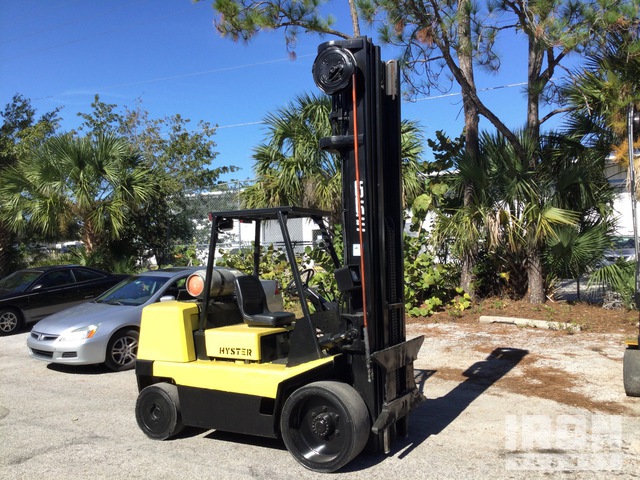 2000 Hyster S135XL2 10550 lb Cushion Tire Forklift in Orlando, Florida