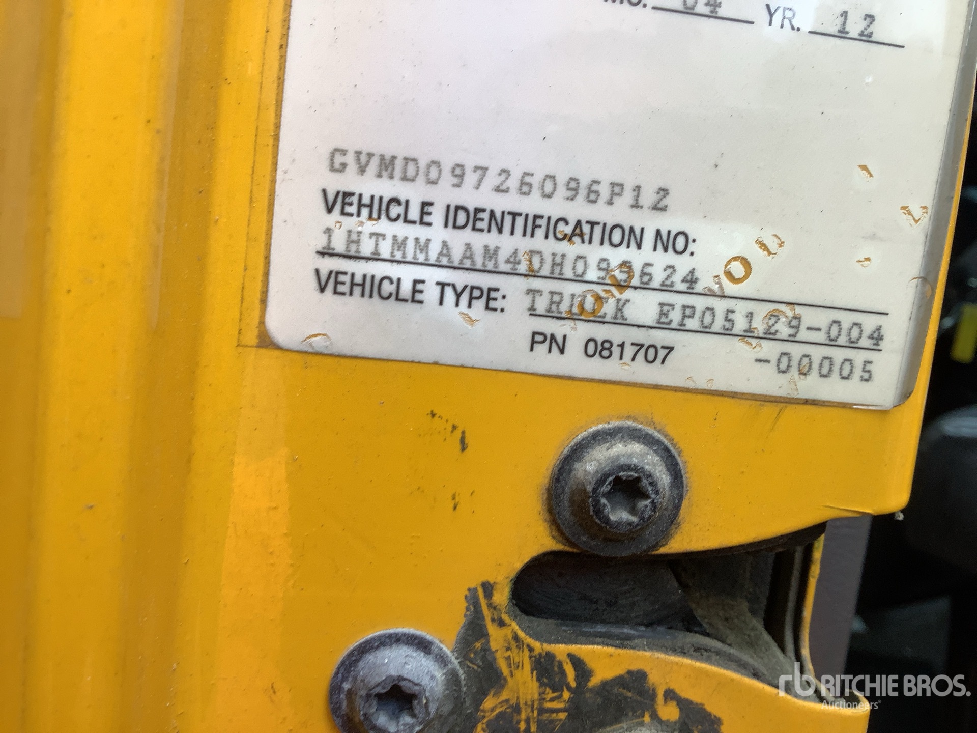 General Appearance with Serial Number / VIN