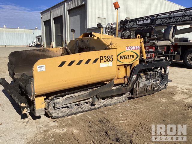2014 Weiler P385 Track Asphalt Paver in Corbin, Kentucky, United States ...