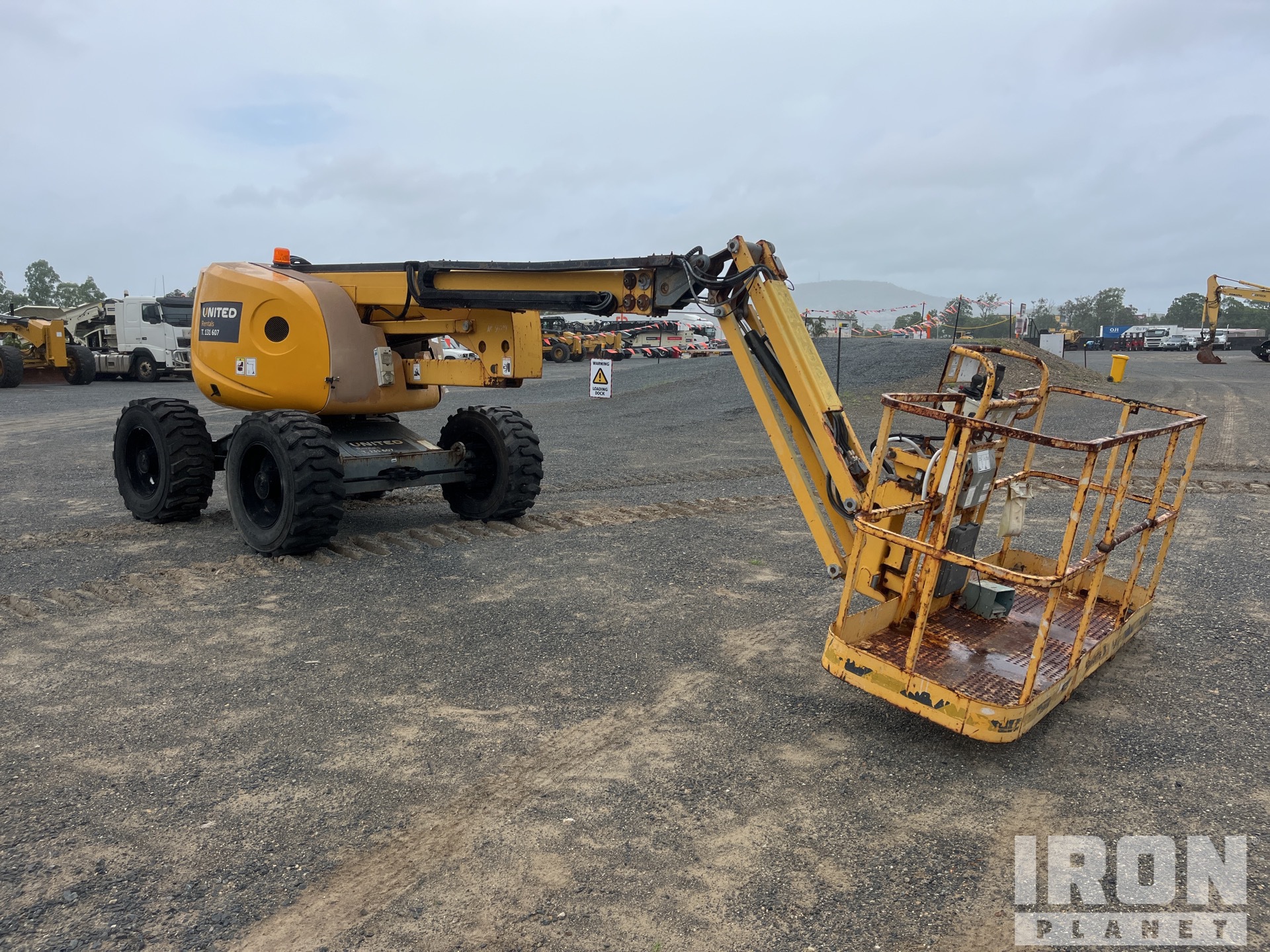 General Appearance with Picture, Right Front Corner