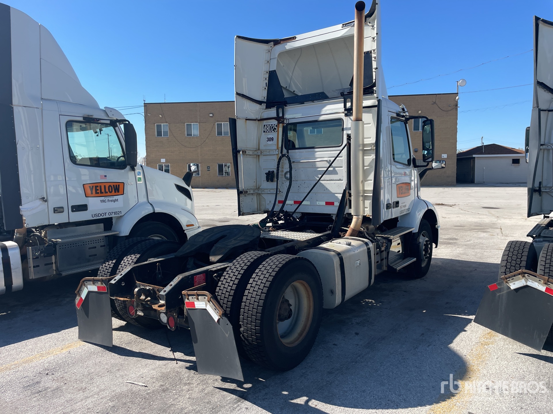 2019 Volvo VNR 4x2 S/A Day Cab Truck Tractor (Inoperable) Ritchie