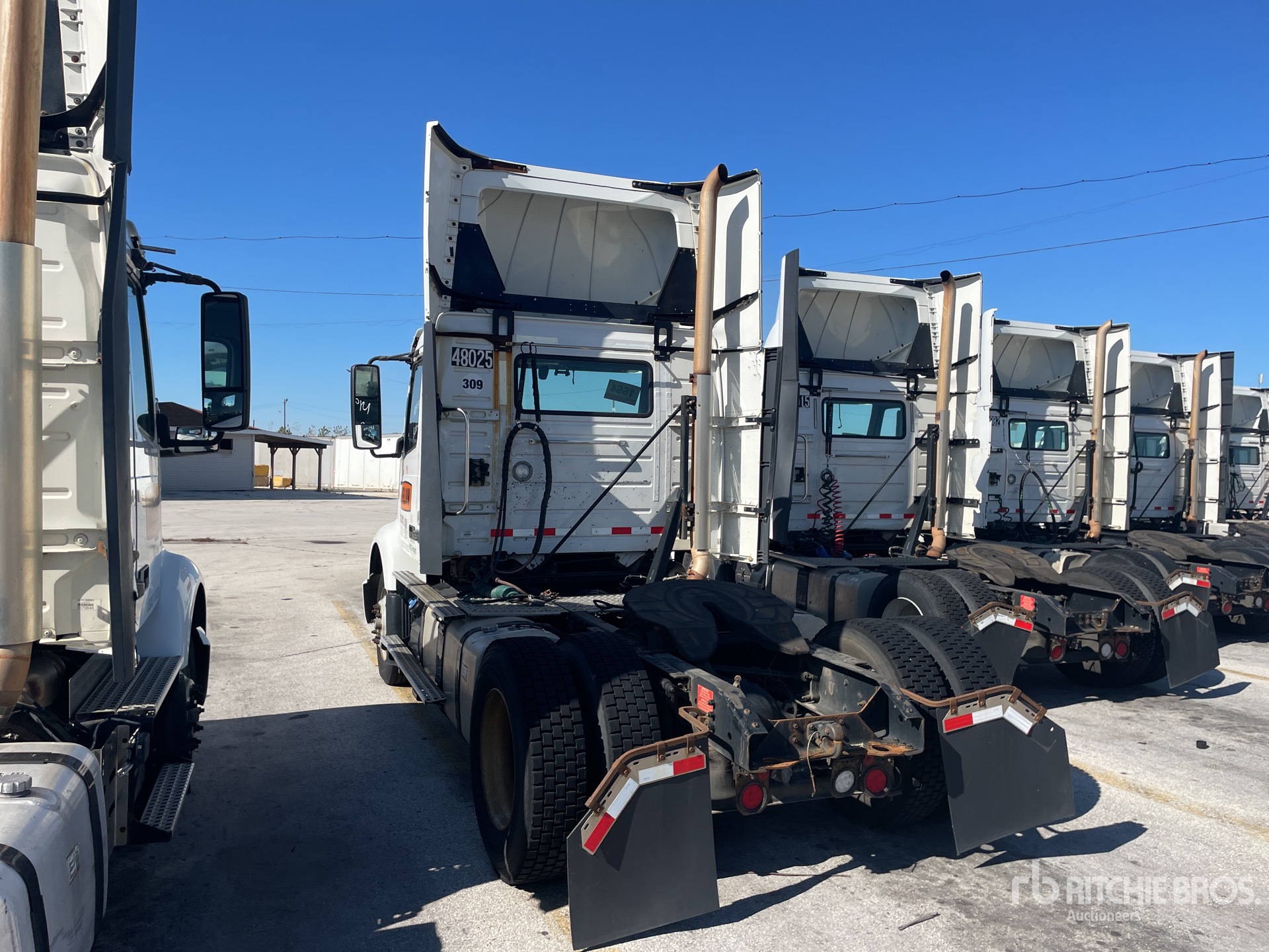 2019 Volvo VNR 4x2 S/A Day Cab Truck Tractor (Inoperable) Ritchie