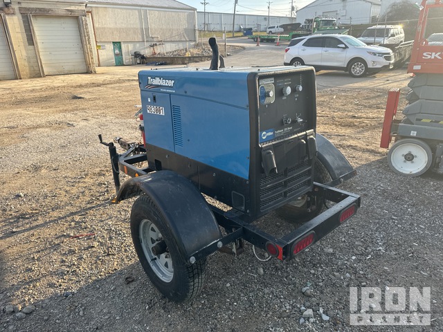2017 Miller Trailblazer 325 325 A Mobile Multi-Process Engine Driven ...