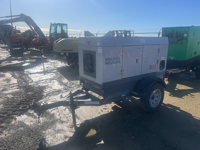 2014 Wacker Neuson G-25 19.5 kW Mobile Generator Set
