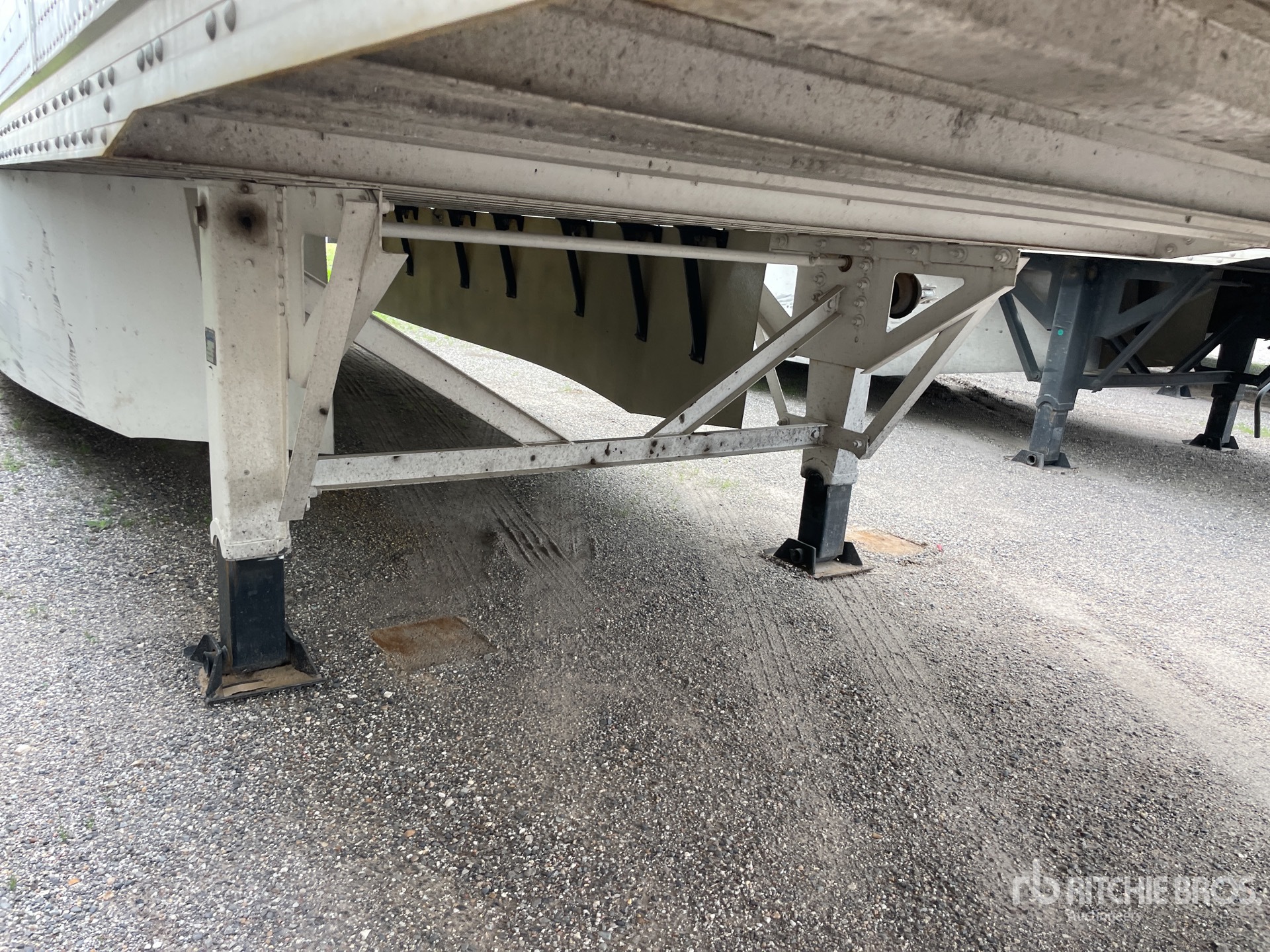 2022 Atro 53 ft x 102 in T/A