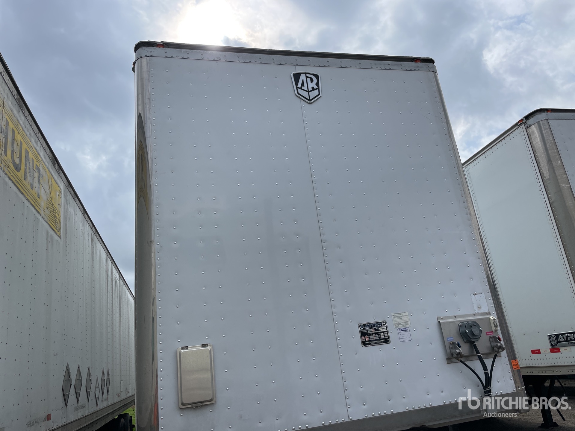 2022 Atro 53 ft x 102 in T/A