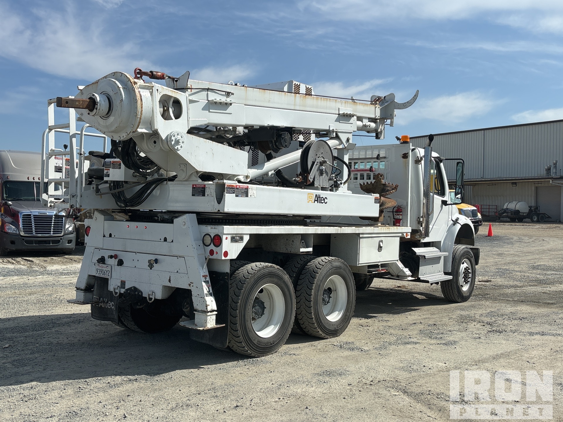 General Appearance with Imagen: esquina trasera derecha