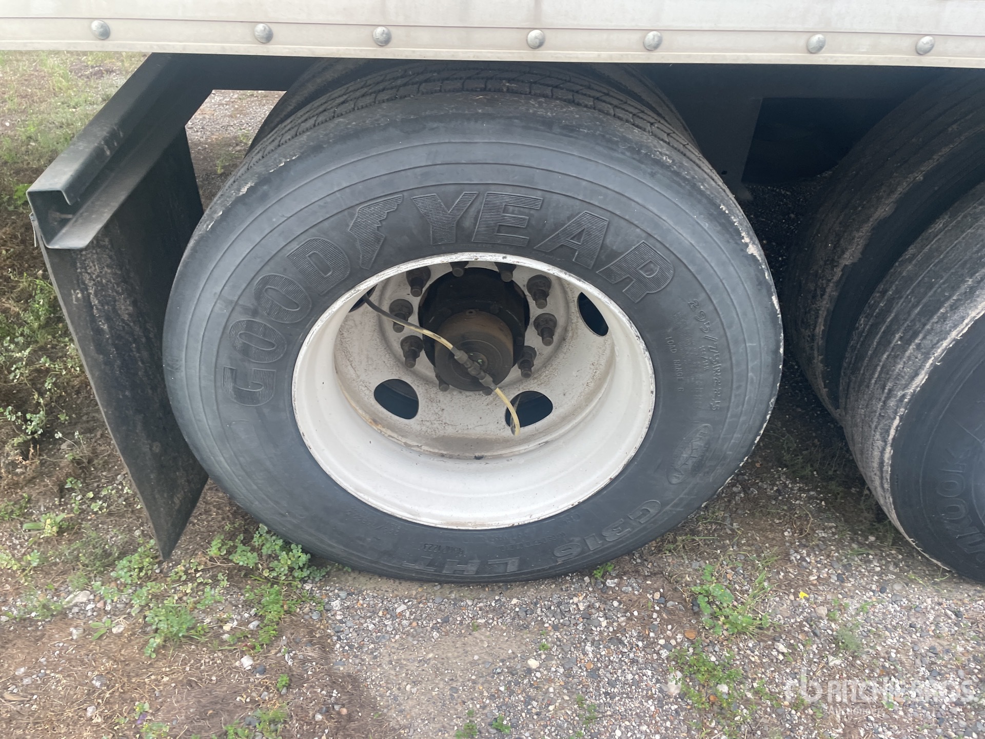 2022 Atro 53 ft x 102 in T/A