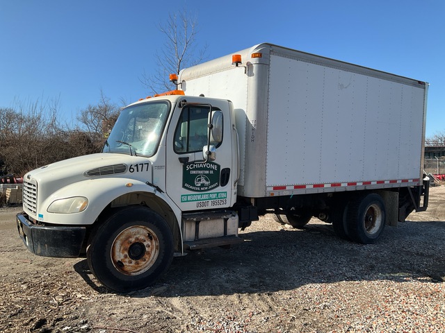 2007 Freightliner M2 106 4x2 Van Truck