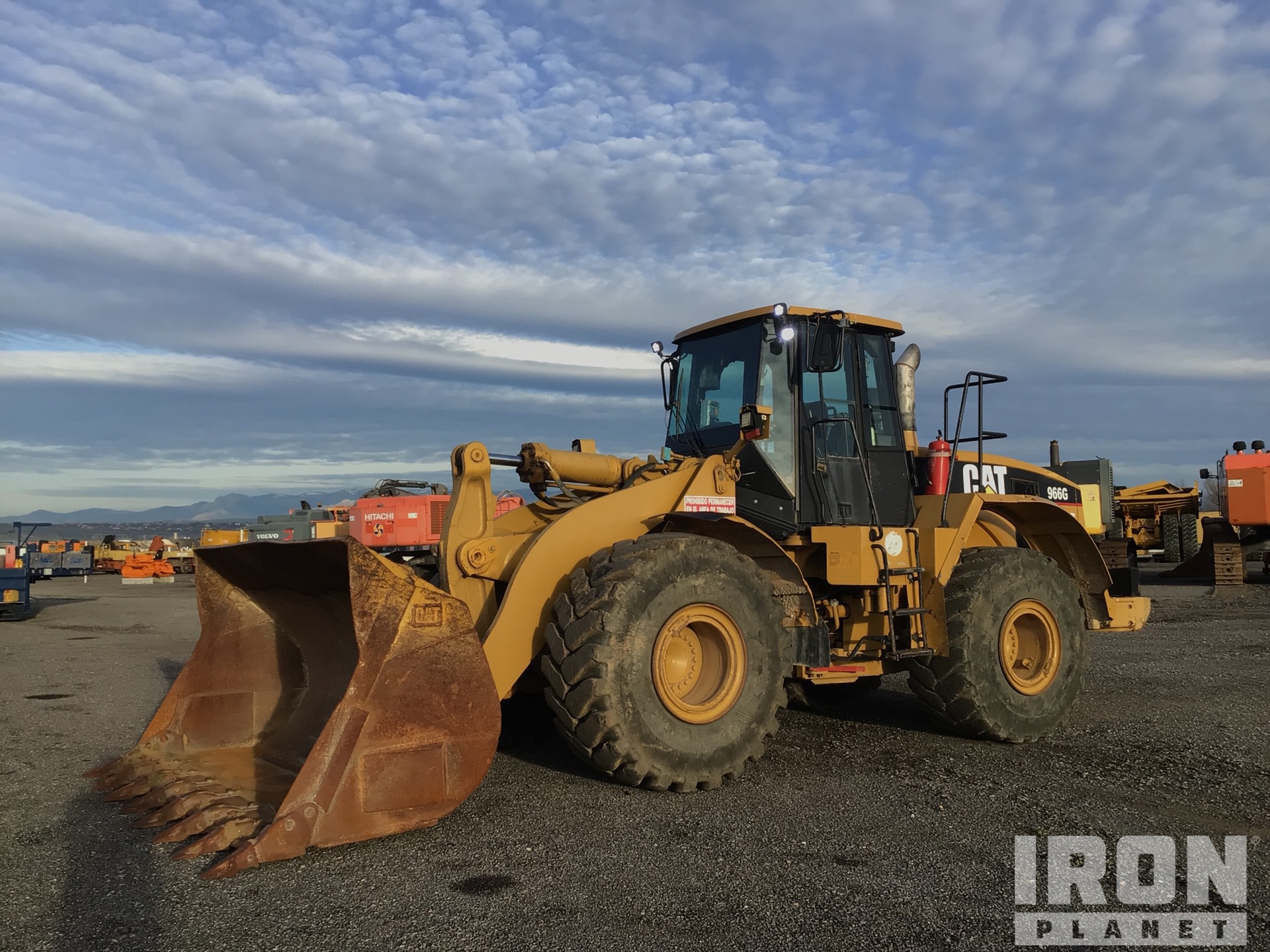 General Appearance with Operation Video