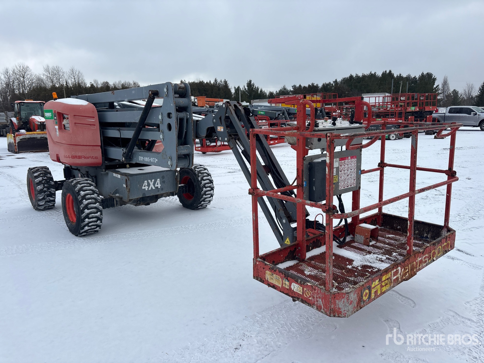 General Appearance with Picture, Right Front Corner