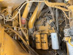 Moteur with Engine - Right Side