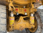 Chassis with Vérins de suspension