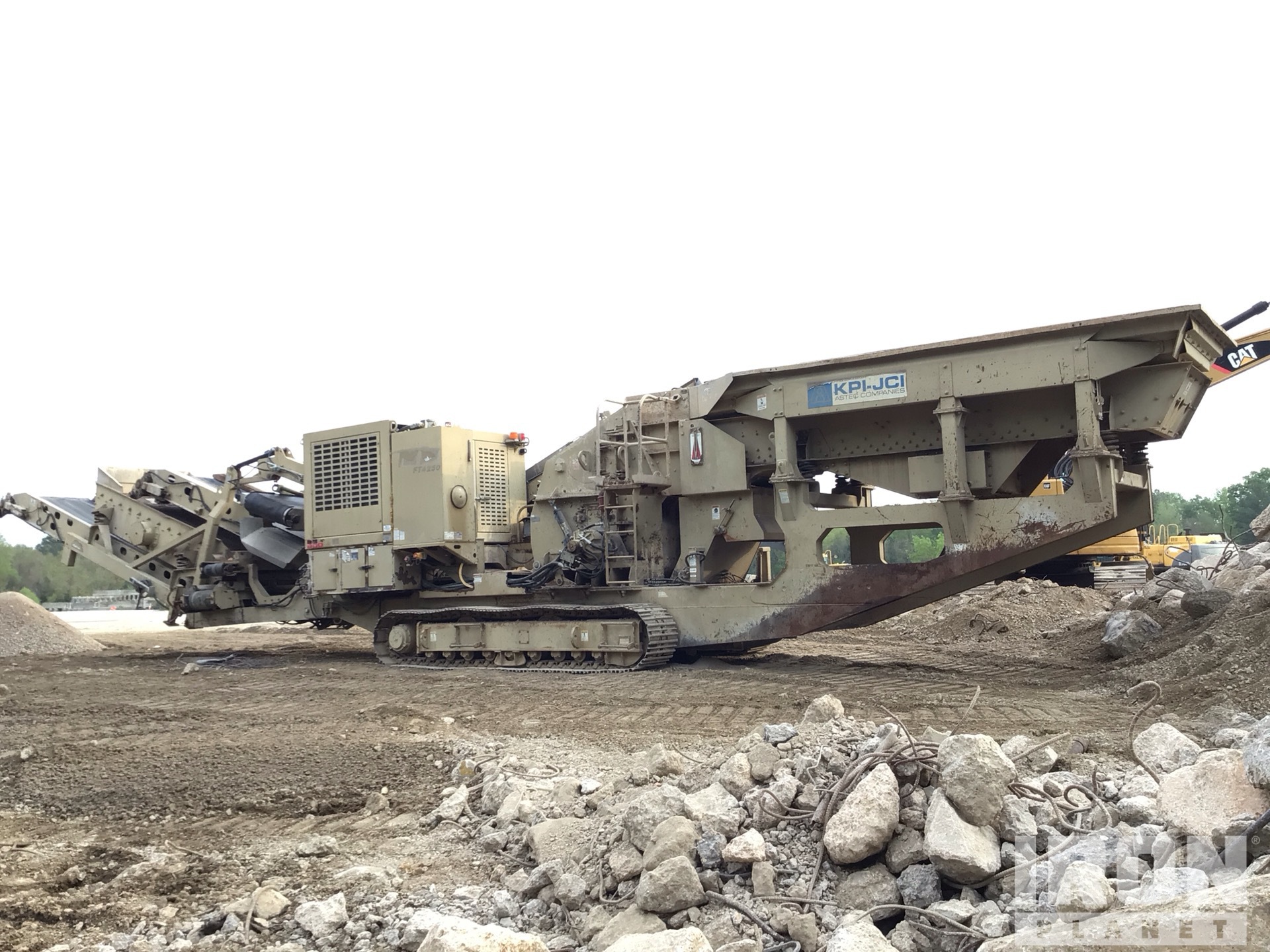 リール pioneerfield 2014 KPI FT4250CC Closed Circuit Impact Crusher in Madison