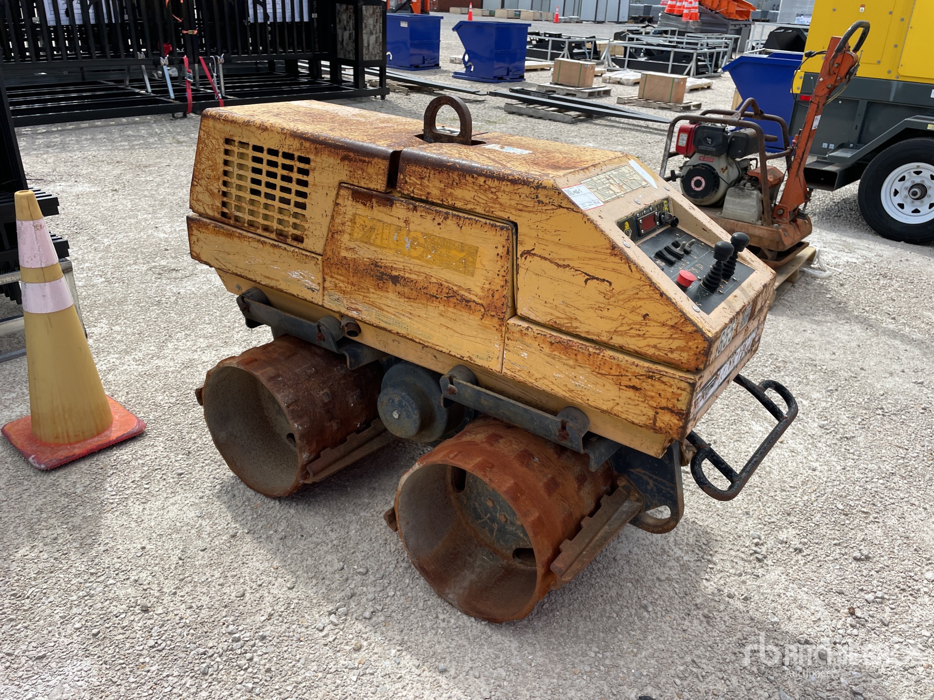 2006 Stone Bulldog TR34R Trench Compactor (Inoperable) | Ritchie Bros ...