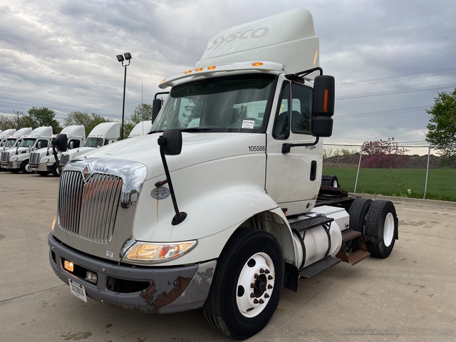 2010 International 8600 4x2 S/A Day Cab Truck Tractor