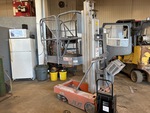 Hydraulics with Lift Cylinders