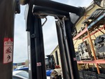 Hydraulics with Mast Lift Cylinders