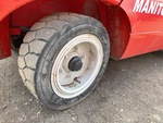 Chassis Lift with Right Rear Tire