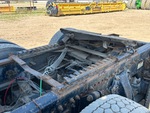 4 Underbody - Truck with 