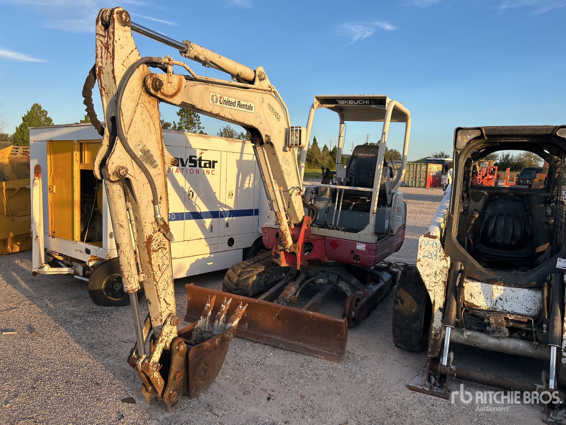 Aspect général with Image, coin avant gauche