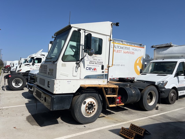 2008 (unverified) Ottawa 4x2 Spotter Truck (Inoperable) 2008 (unverified) Ottawa 4x2 Spotter Truck (Inoperable)