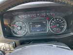 MN272513 - 2021 International LT625: Oil Pressure