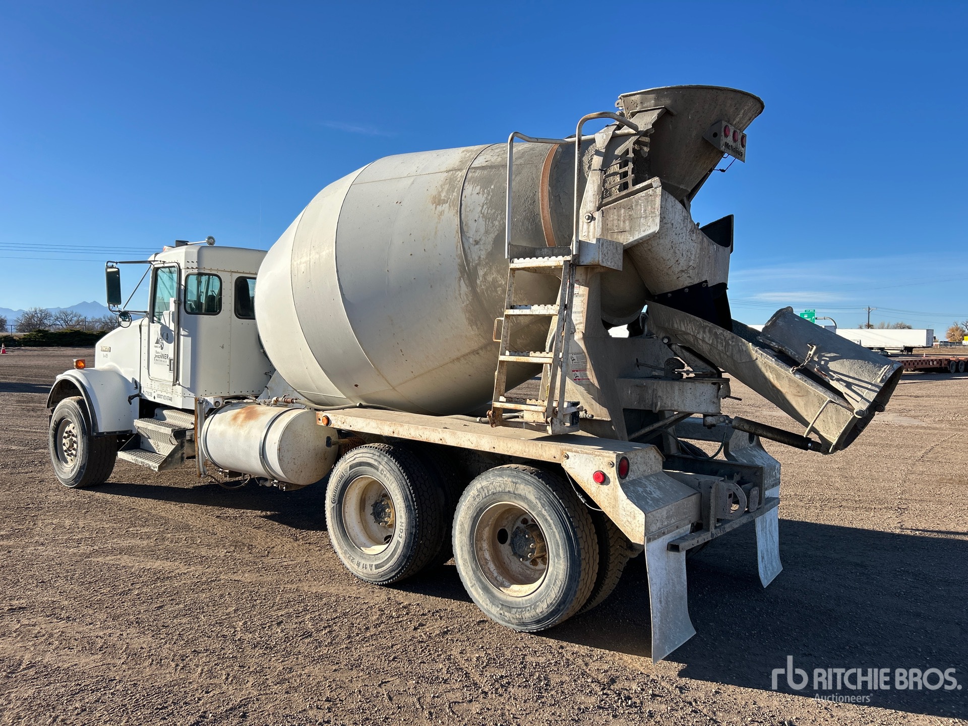 General Appearance with Imagen: esquina trasera izquierda